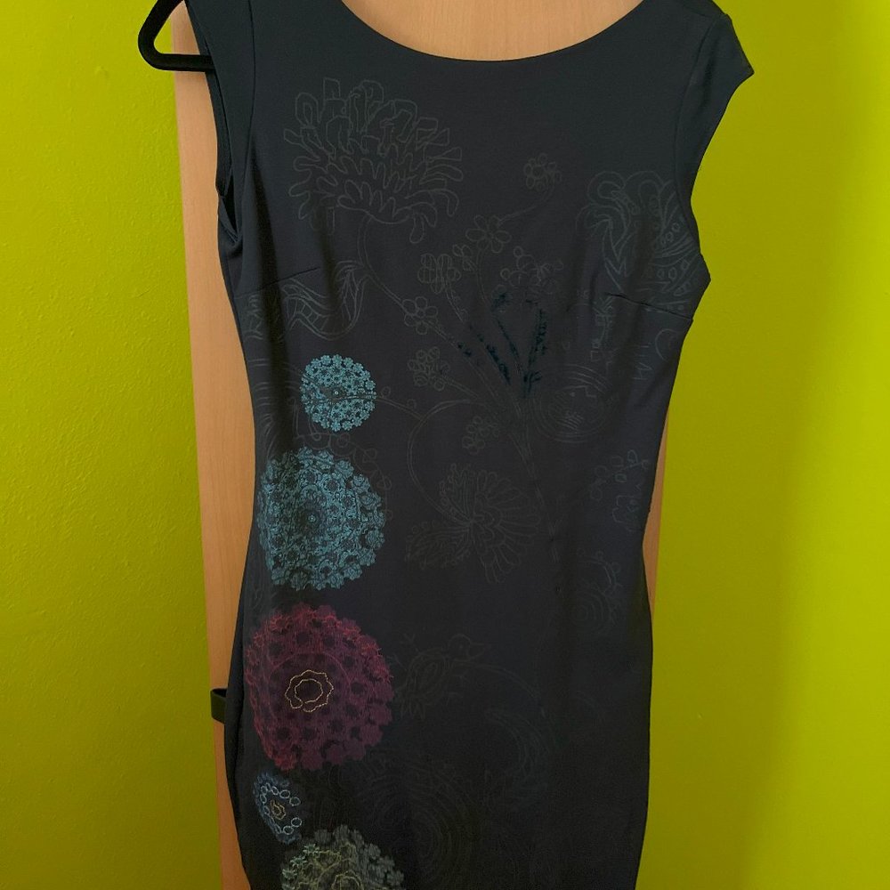 Very good condition. DESIGUAL blue dress bodycon with designs